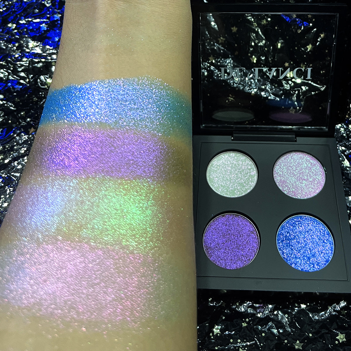 DE‘LANCI Love Sea Multichrome Eyeshadow palette-DE'LANCI