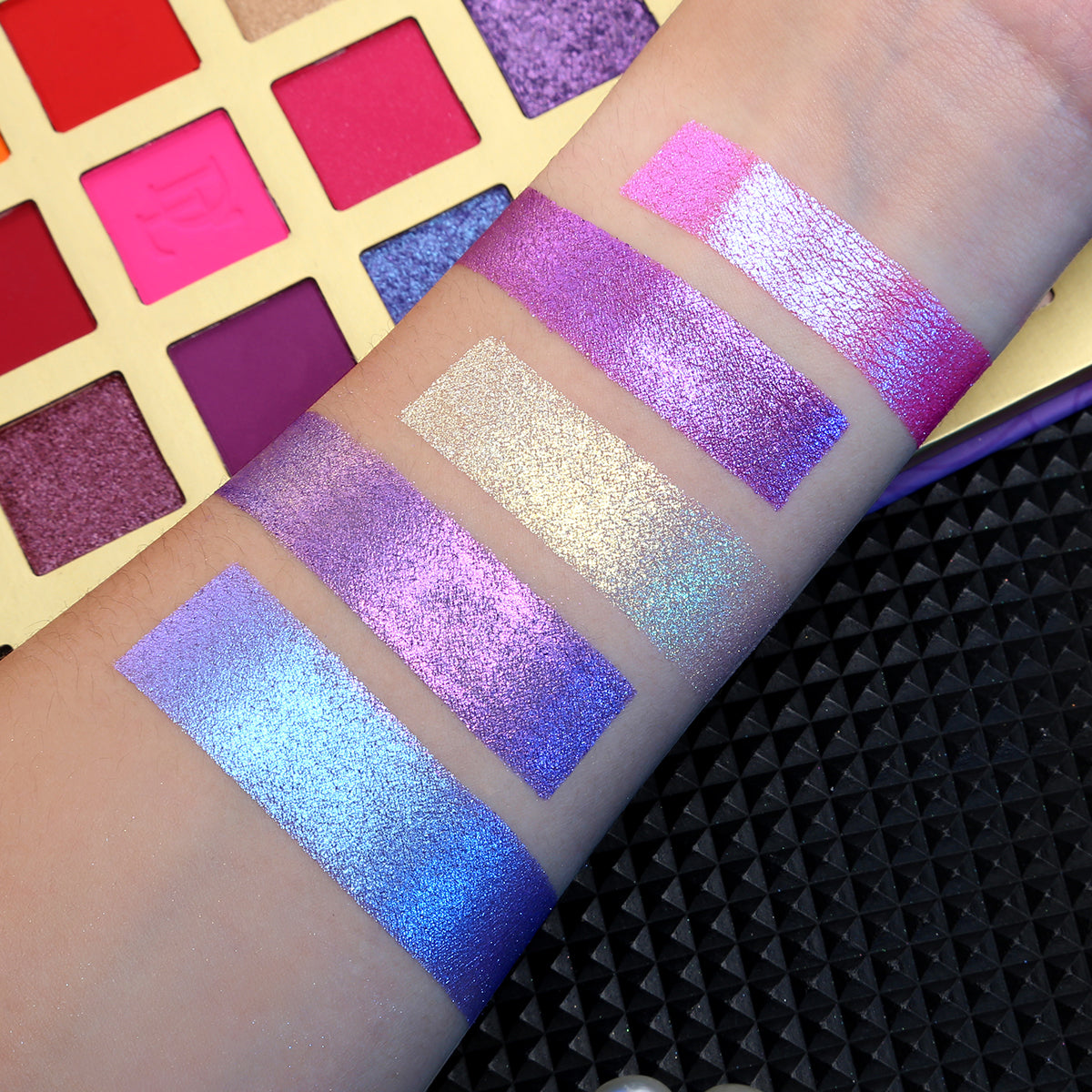 DE'LANCI Multiflora Dreamland Makeup Palette-DE'LANCI