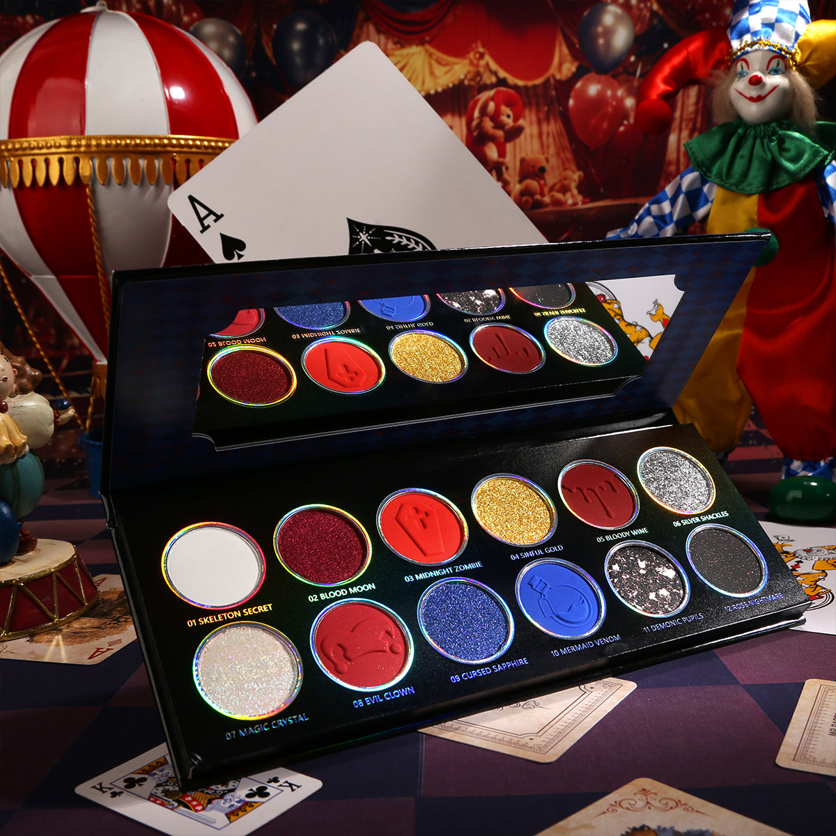DE'LANCI Circus Nightmare 12-Color Red & Blue Eyeshadow Palette