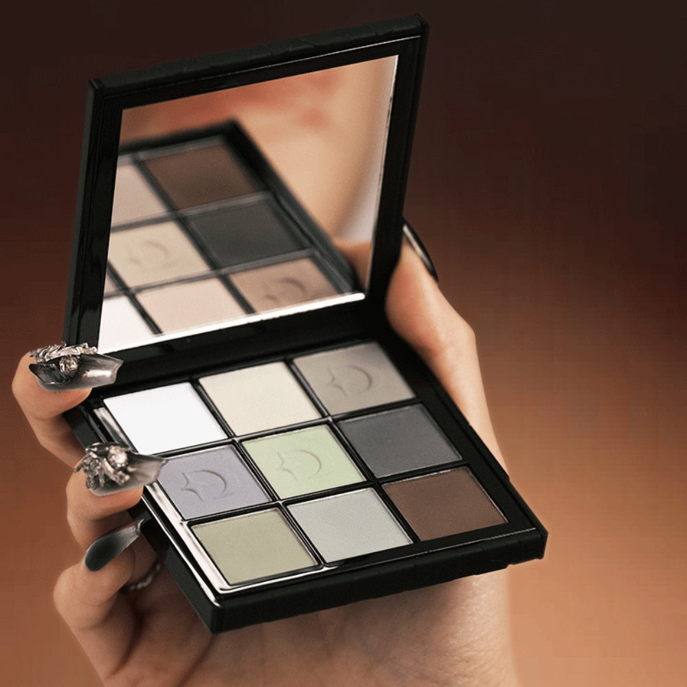 DE'LANCI Doomsday Wasteland 9 Colors Eyeshadow Palette