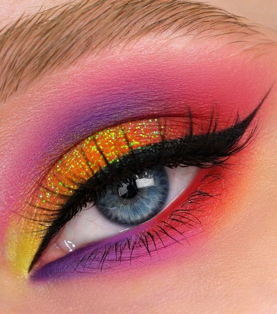 35 Color Travel With Rainbow Eyeshadow Palette-DE'LANCI