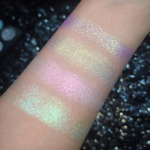 Load image into Gallery viewer, DE&#39;LANCI Aurora Polaris Multichrome Eyeshadow palette-DE&#39;LANCI
