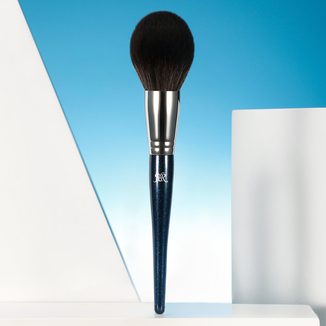 DE'LANCI Premium Soft Powder Brush for Flawless Makeup Application